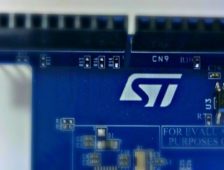 STMicro - De bons résultats face à la pénurie de semi-conducteurs