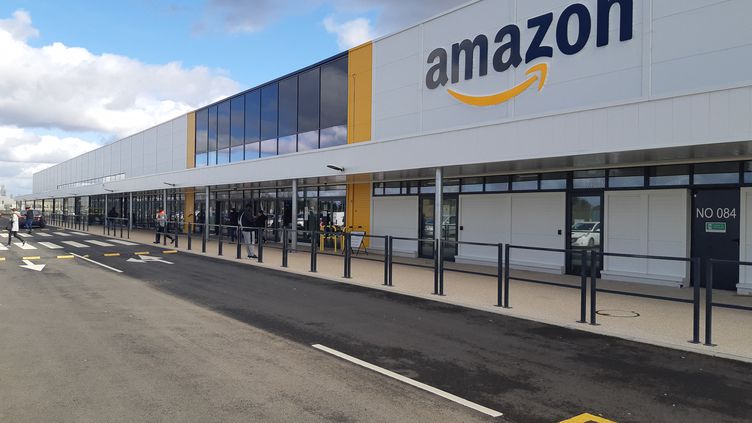 Le géant Amazon renforce ses effectifs en prévision de la fin d’année