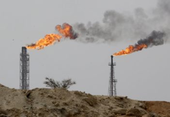 Le pétrole continue de grimper : intérêts et risques pour l’OPEP+
